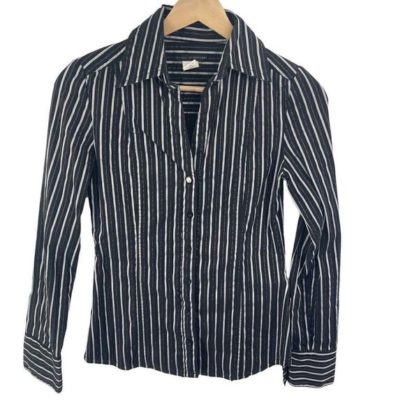 Zenana Outfitters Women's Button Down Dress Shirt Top Stripes Black Size Small - Picture 3 of 9